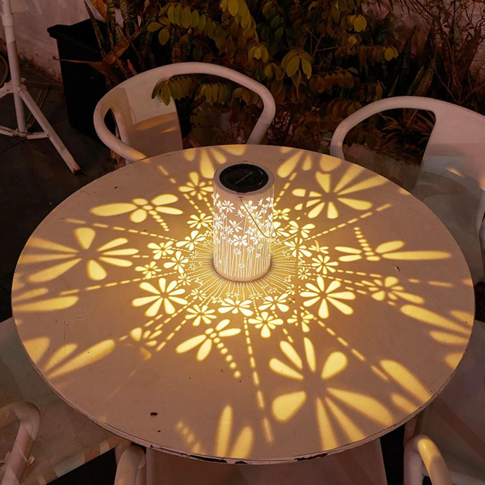 ソーラーランタン装飾的なカラフルな金属製フラワーライトソーラ - Yard Lighting Decor のレビューと価格